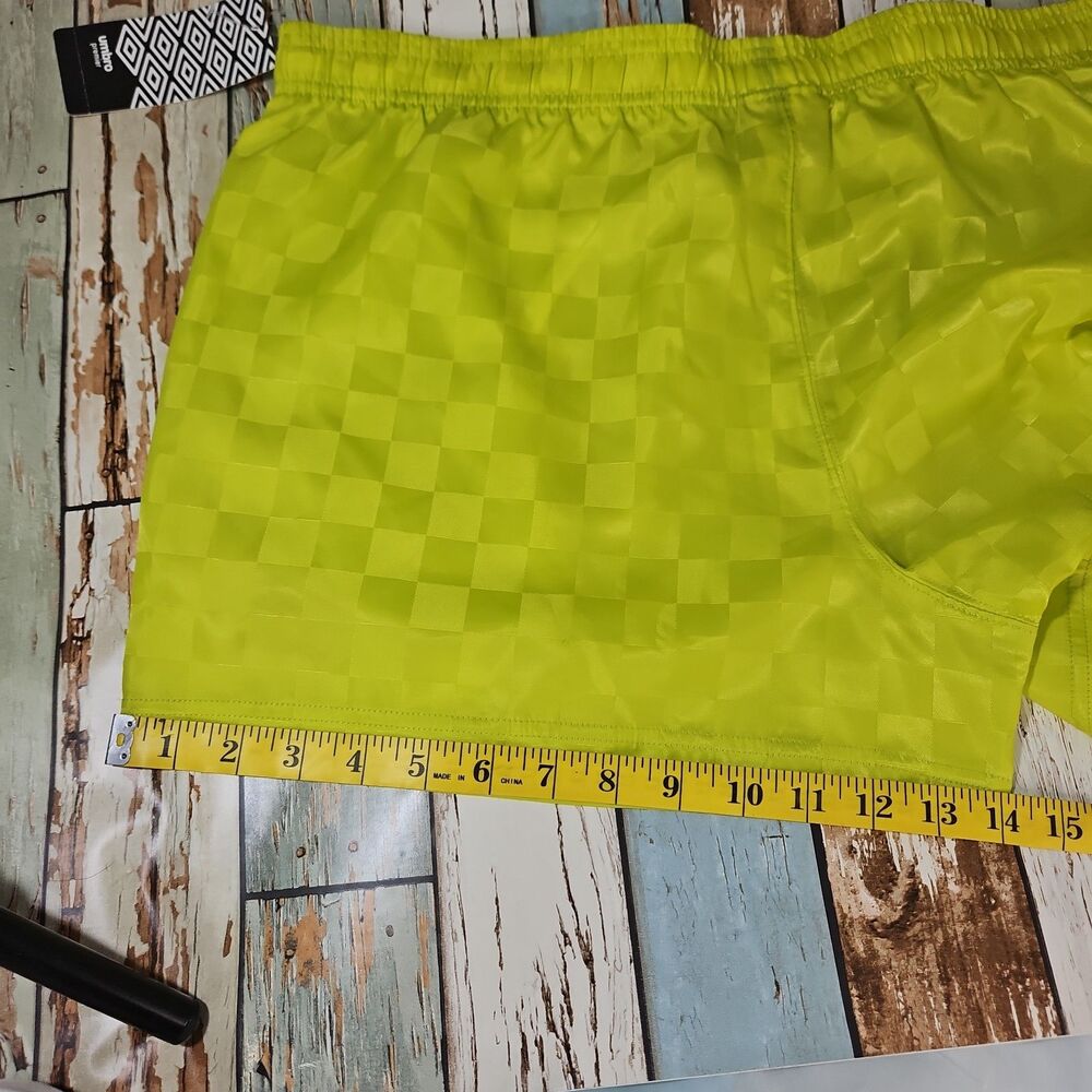 Size XL Umbro Premier Women’s Shorts 90s Checkered Nylon Soccer Retro Neon 80s - Picture 9 of 10